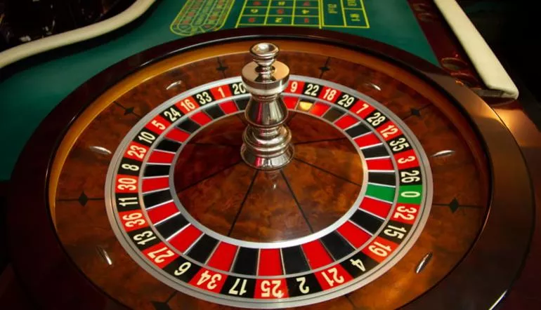 Roulette Table and Wheel
